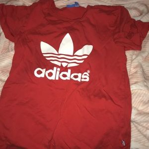 BLACK FRIDAY Adidas T-shirt